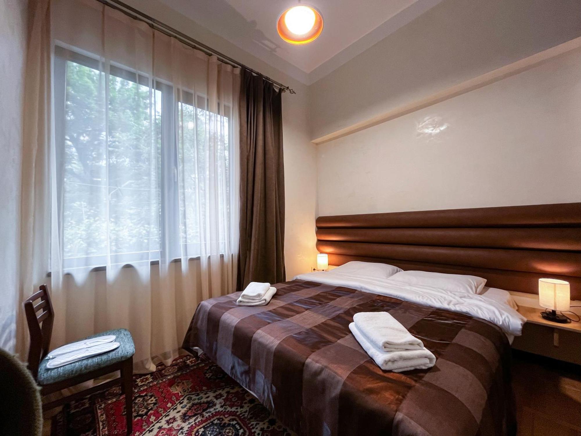 Apartments Pushkin Street เยเรวาน ภายนอก รูปภาพ