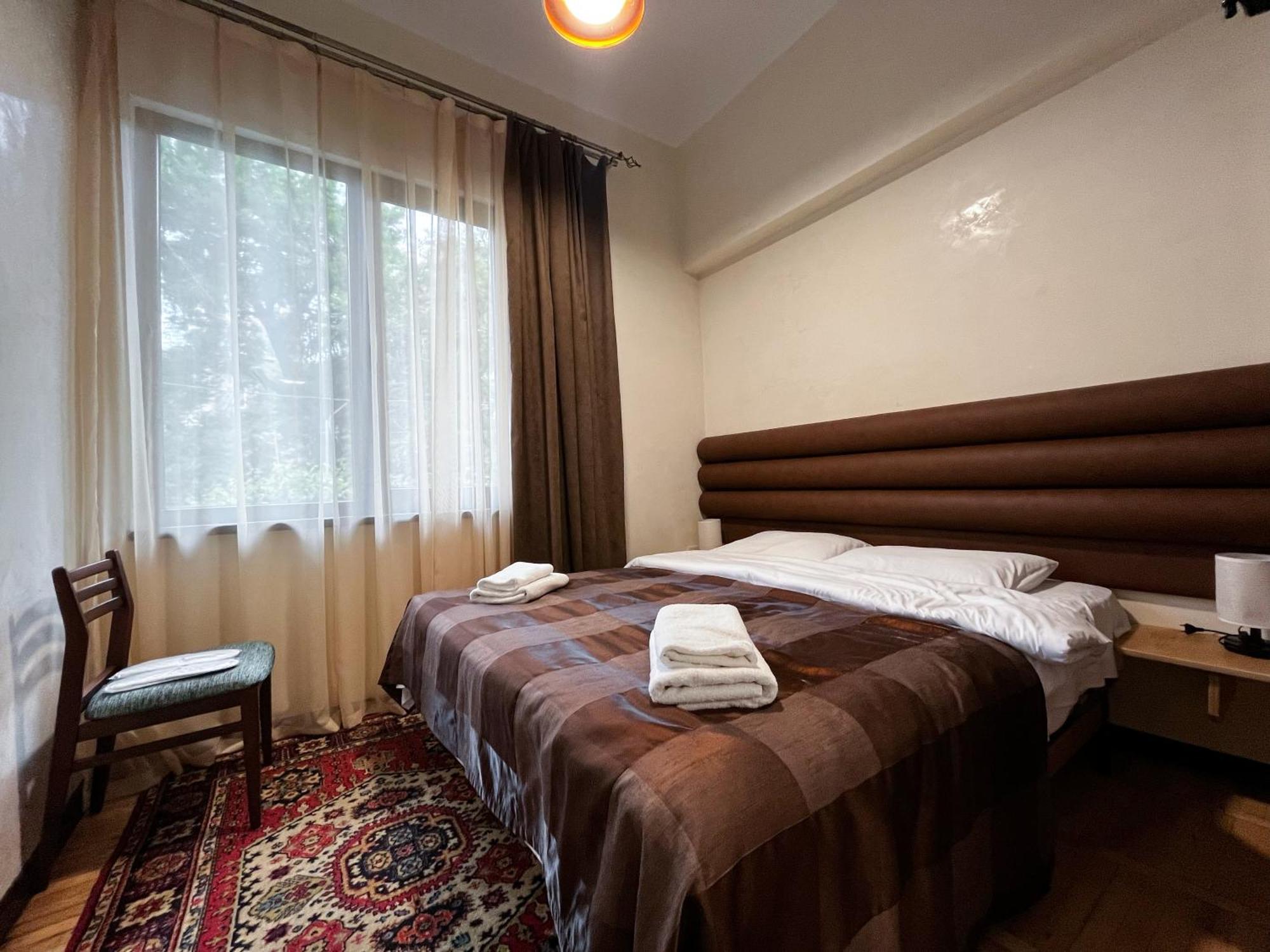 Apartments Pushkin Street เยเรวาน ภายนอก รูปภาพ