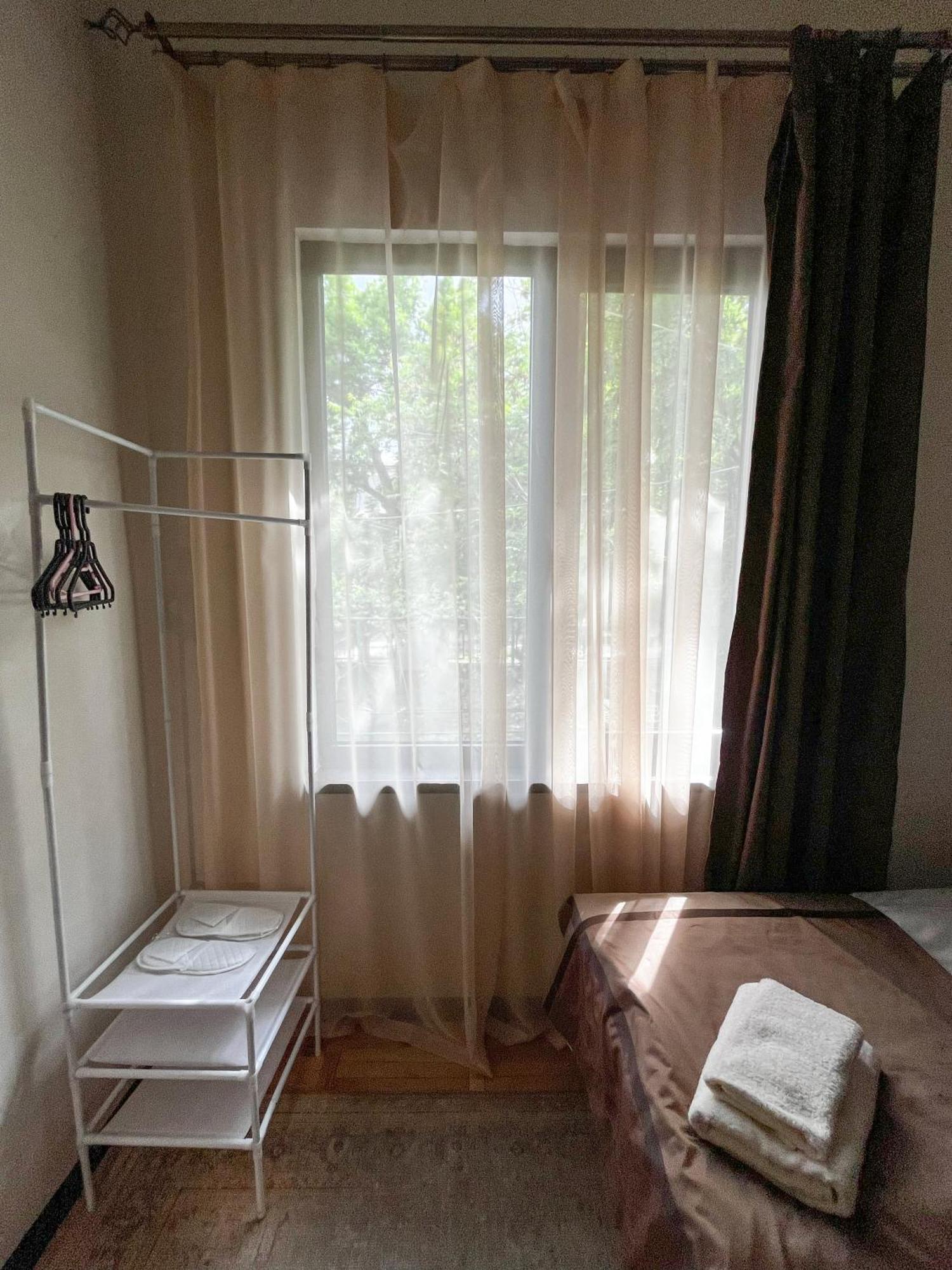 Apartments Pushkin Street เยเรวาน ภายนอก รูปภาพ